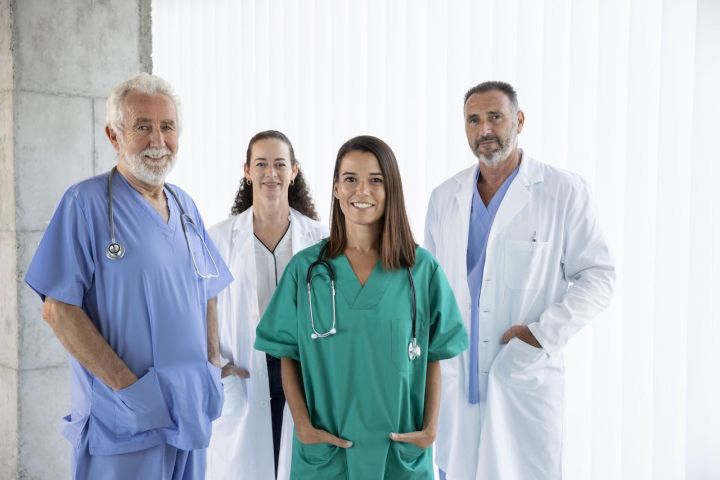 Equipo médico especializado
